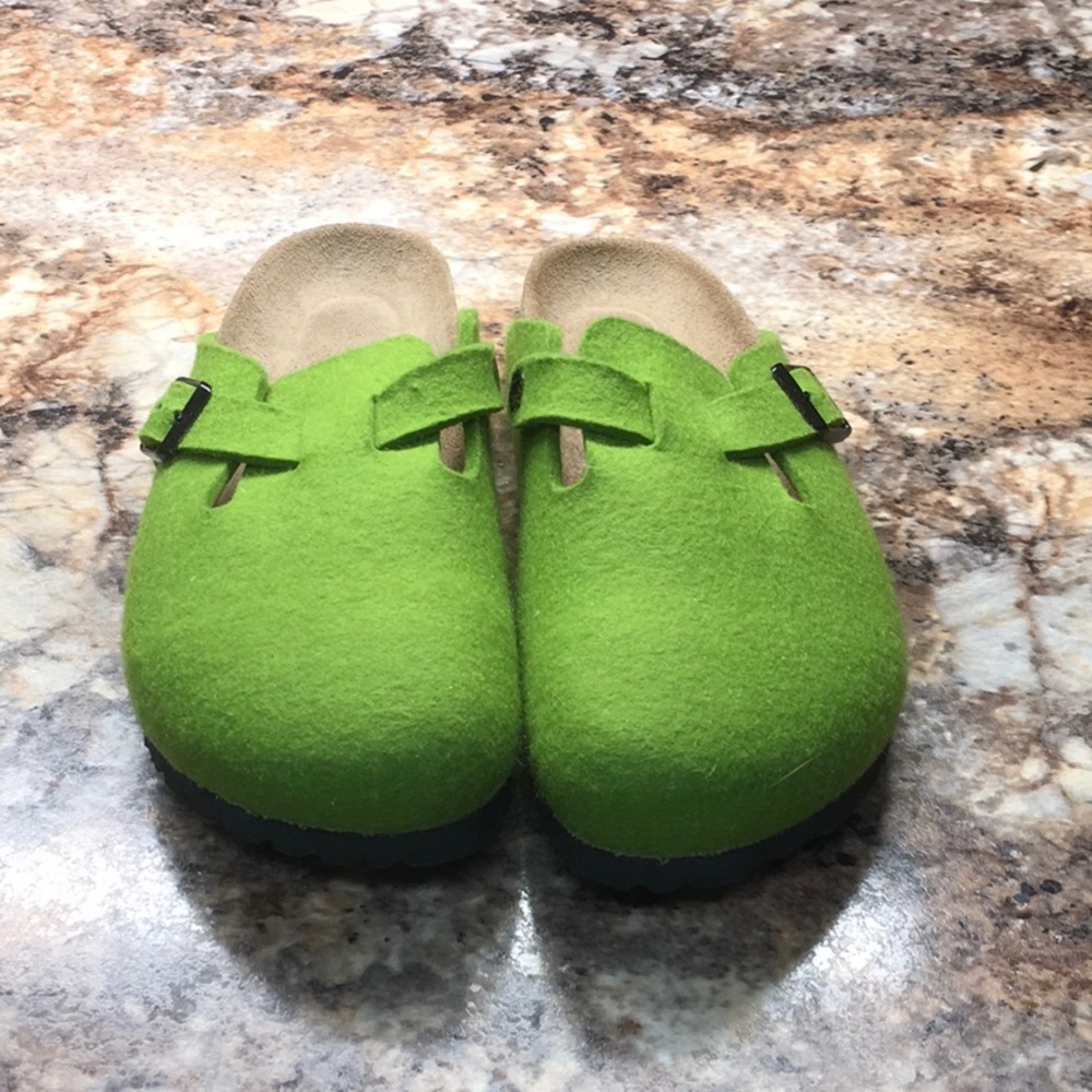 Birkenstocks soft footbed size 36 new never worn!